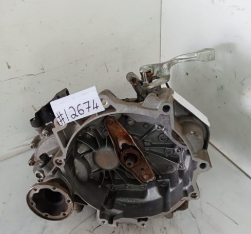 2015 VW POLO VIVO 1.6i MANUAL GEARBOX; ENG NO: CLS; 5 SPEED