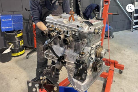 ALFA ROMEO 1.8 ENGINE